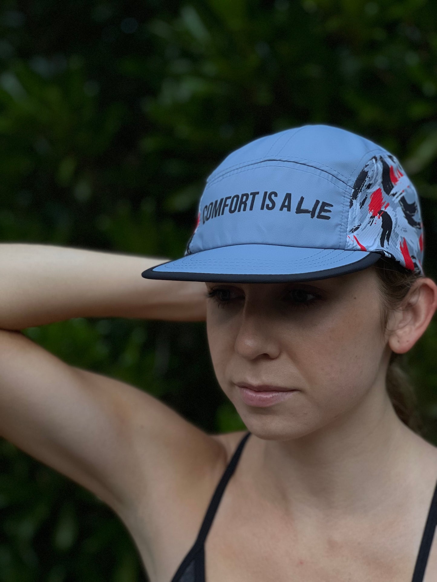 'Comfort Is A Lie' 5 Panel Running Hat - Blue/Red Brush