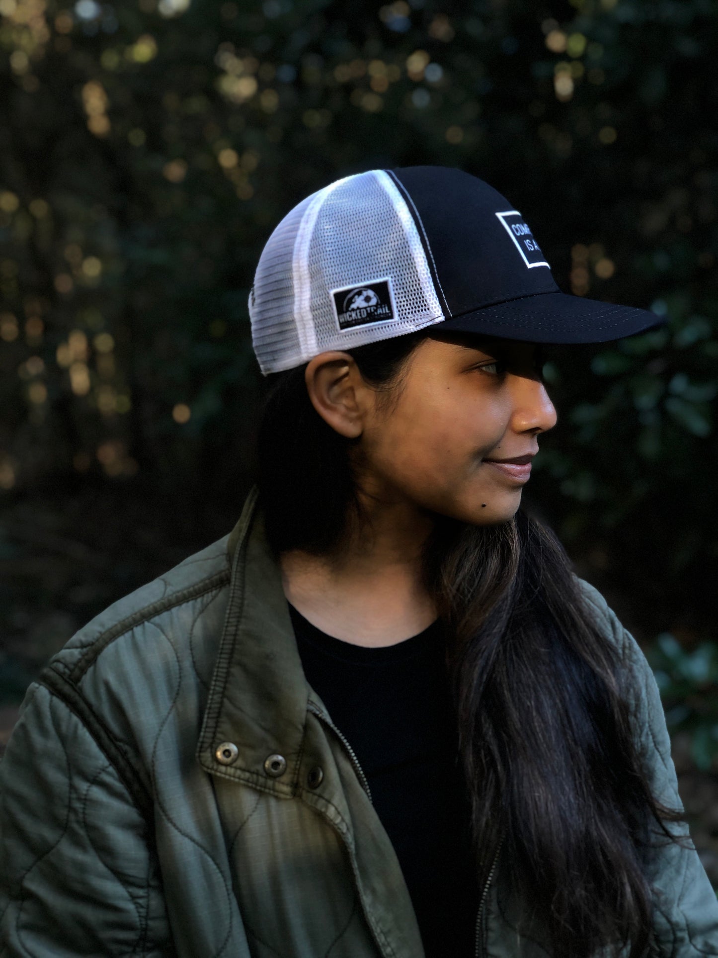 'Comfort Is A Lie' Running Trucker Hat - Black/White