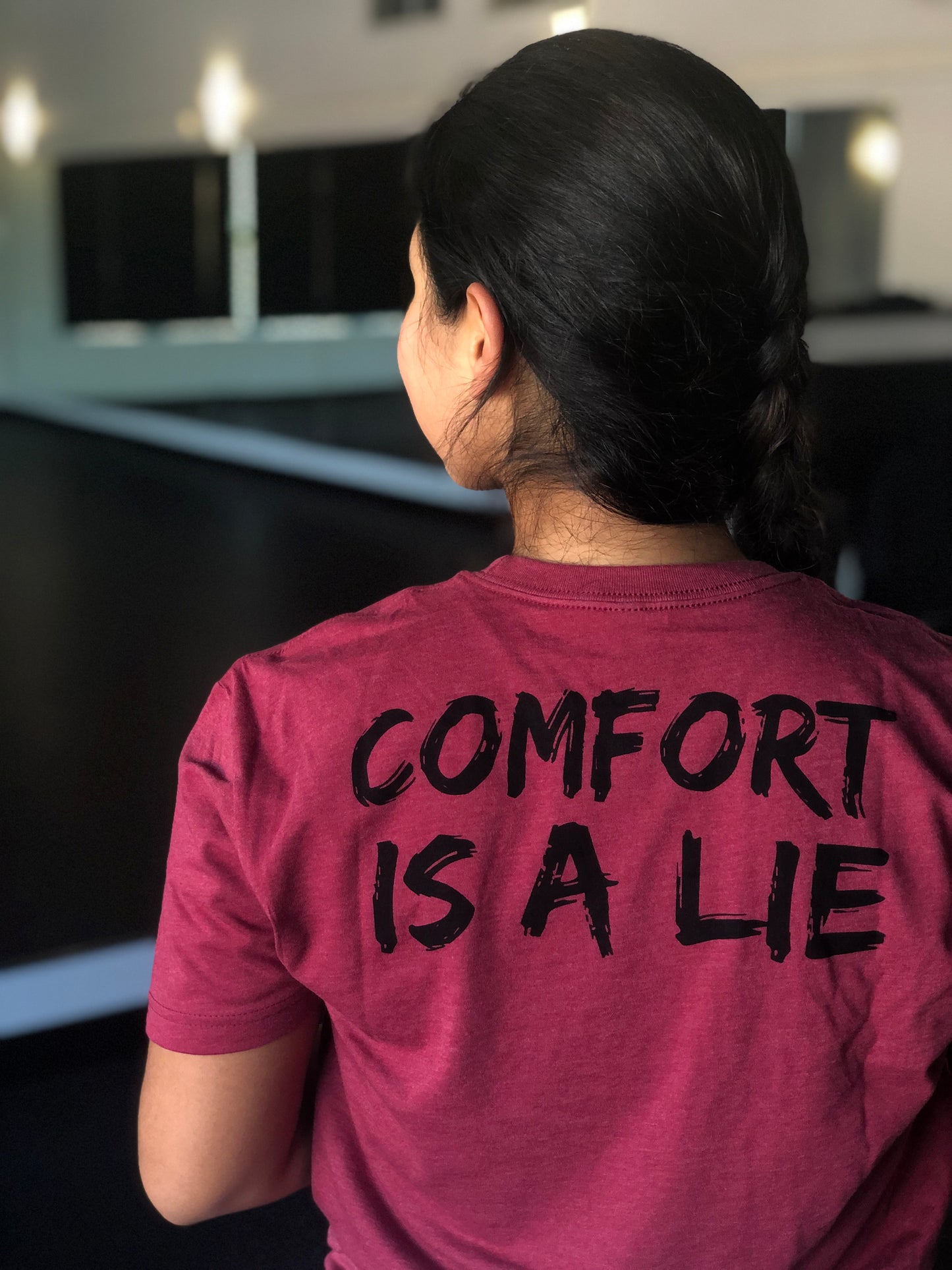 'Comfort Is A Lie' Strength Tee - Cardinal